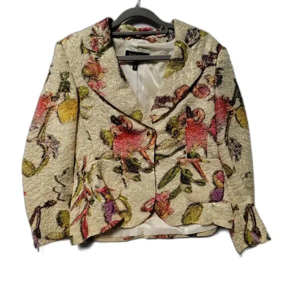 Gorgeous Escada Silk Blend Cream Gold Embossed Floral Blazer US 4 EU 36